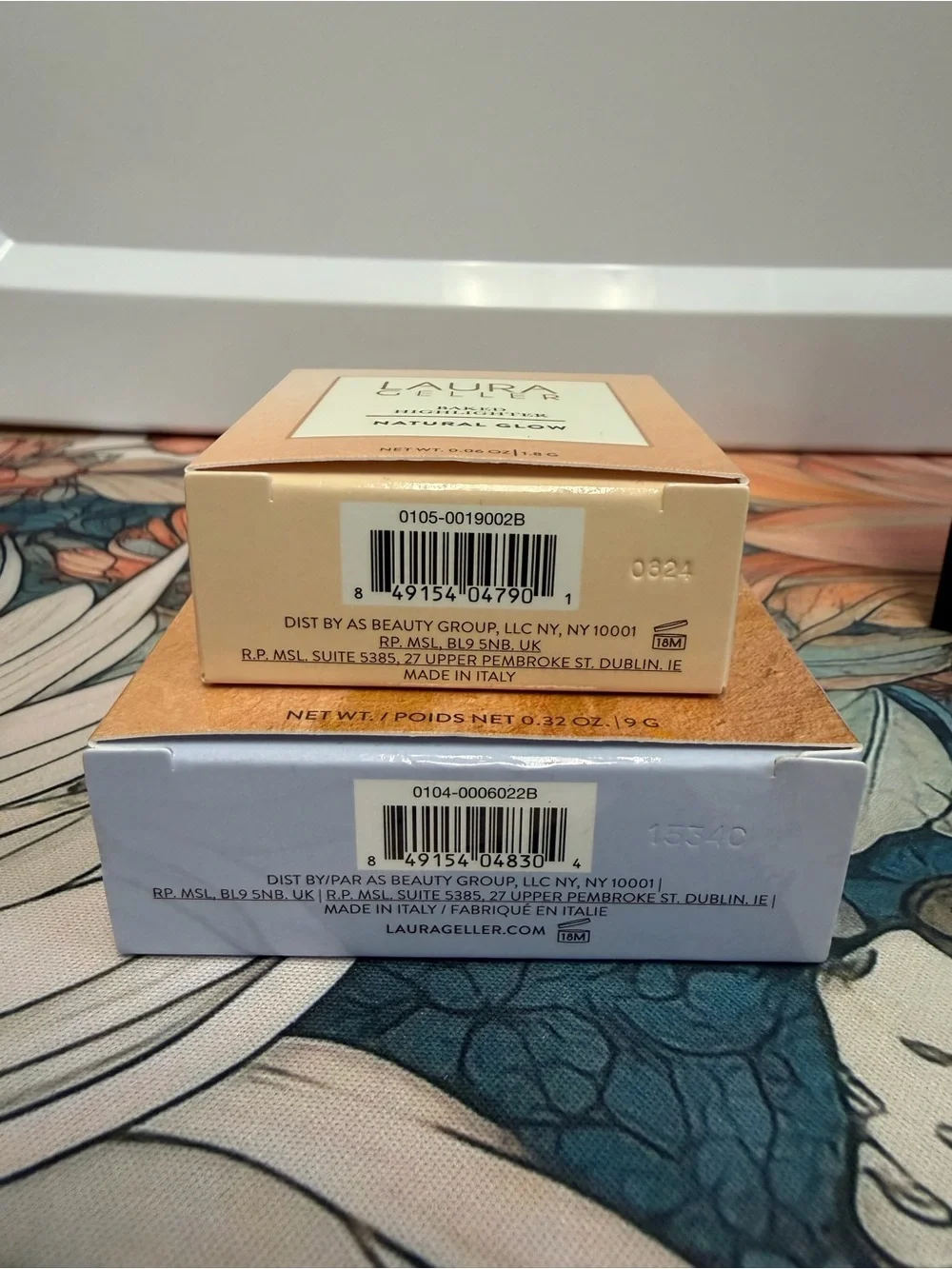 Laura Geller Bundle! Color Correcting Foundation, Highlighter and Kabuki Brush
